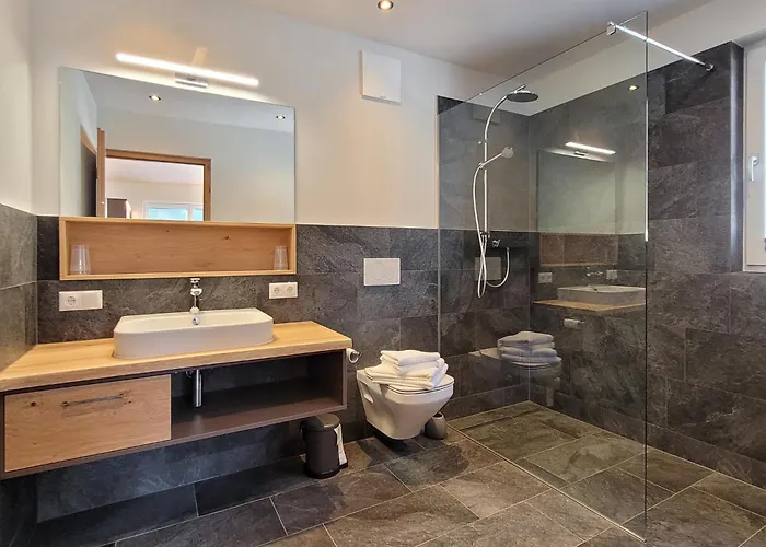 Gaestehaus Sonne ביחלבאך